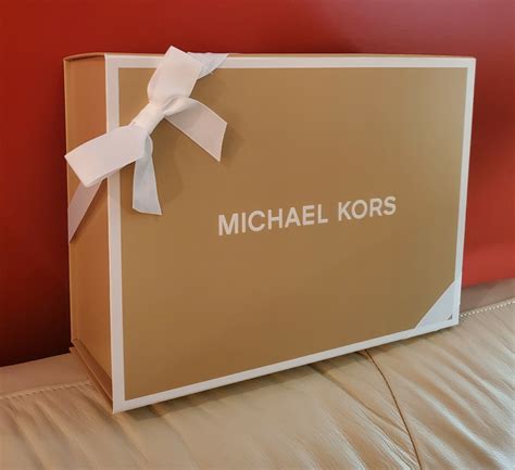 michael kors gift box for purse|michael kors free gift.